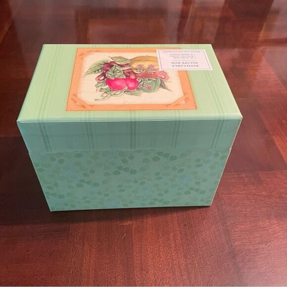 Hallmark Marjolein Bastin Nature's Sketchbook RECIPE BOX, DIVIDERS & CARDS - Picture 4 of 10